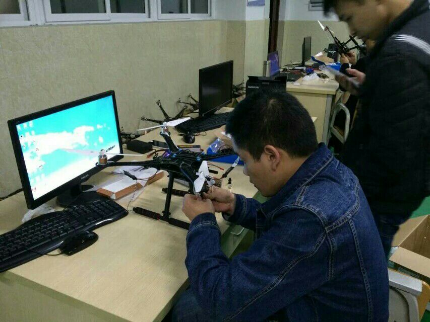 重庆市机器人及智能装备科普基地-无人机科普体验中心